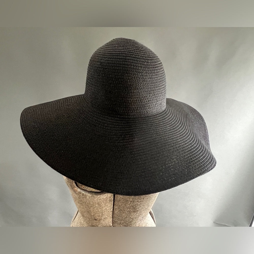 Black & Beautiful Summer Straw Hat