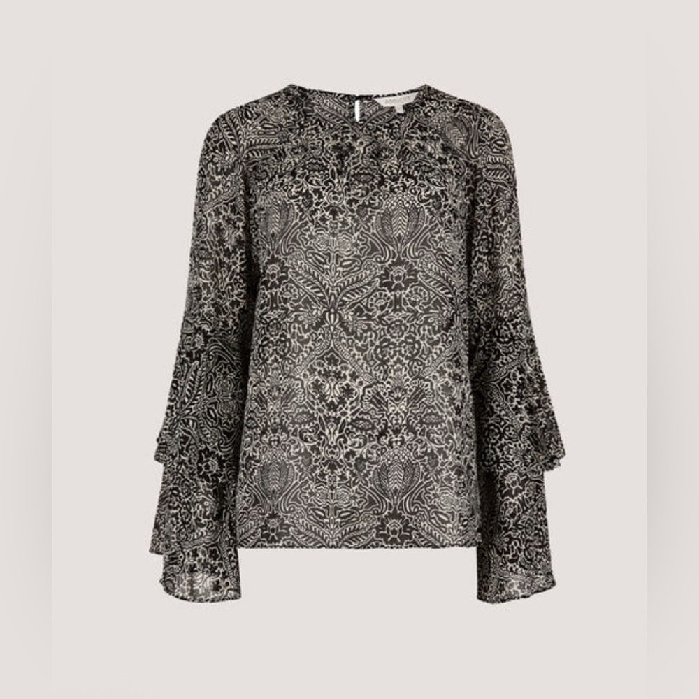 Apricot 🍑 Paisley Print Ruffle Sleeve Blouse