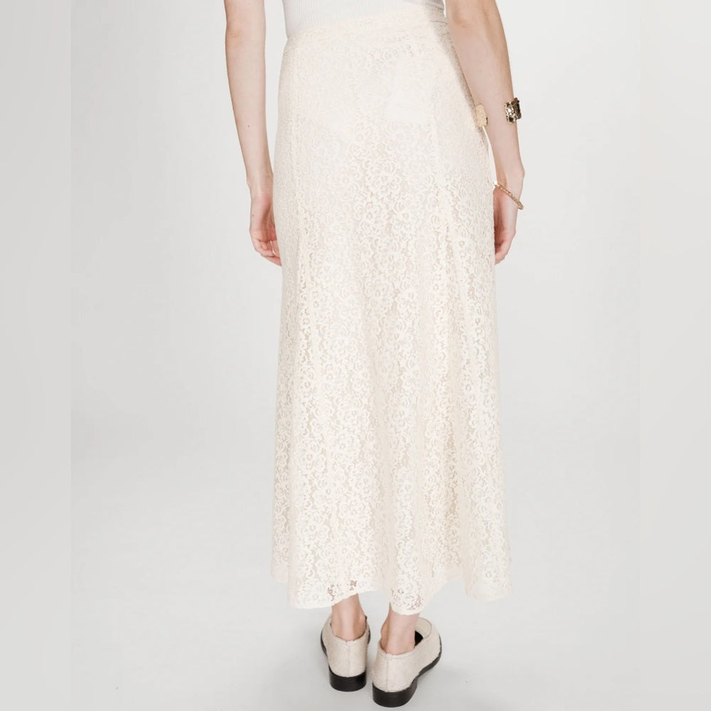Grace & Mila - FLARED LONG LACE SKIRT
ECRU VISENYA