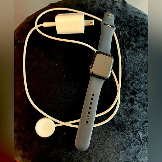 Apple Watch with Strap - 7series - Aluminum