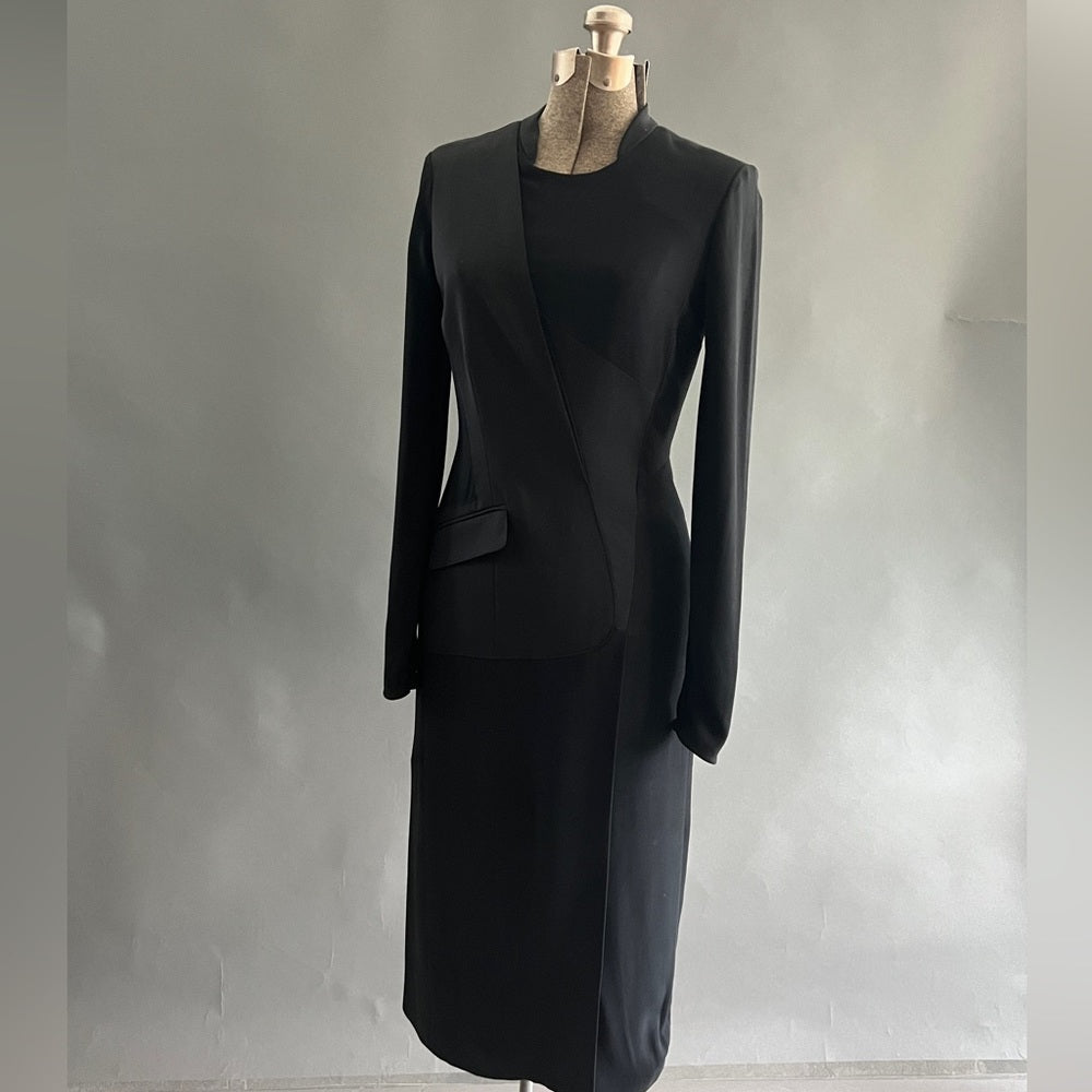 🎉HOST PICK🎉 Burberry Classy, Subtle yet Sexy and Professional Black Dress
