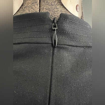 🎉HOST PICK🎉 Burberry Classy, Subtle yet Sexy and Professional Black Dress