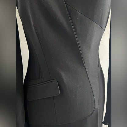 🎉HOST PICK🎉 Burberry Classy, Subtle yet Sexy and Professional Black Dress
