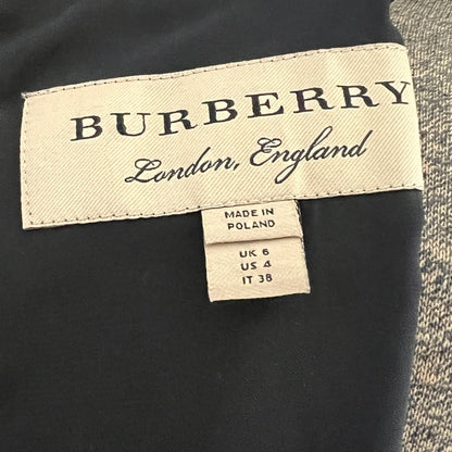 🎉HOST PICK🎉 Burberry Classy, Subtle yet Sexy and Professional Black Dress