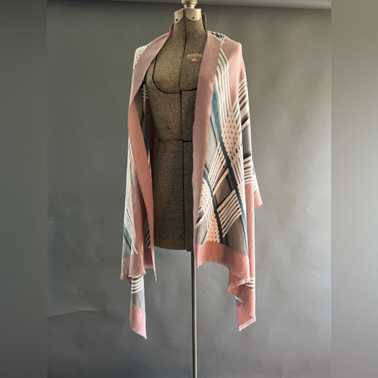 Pretty in Pink Shawl