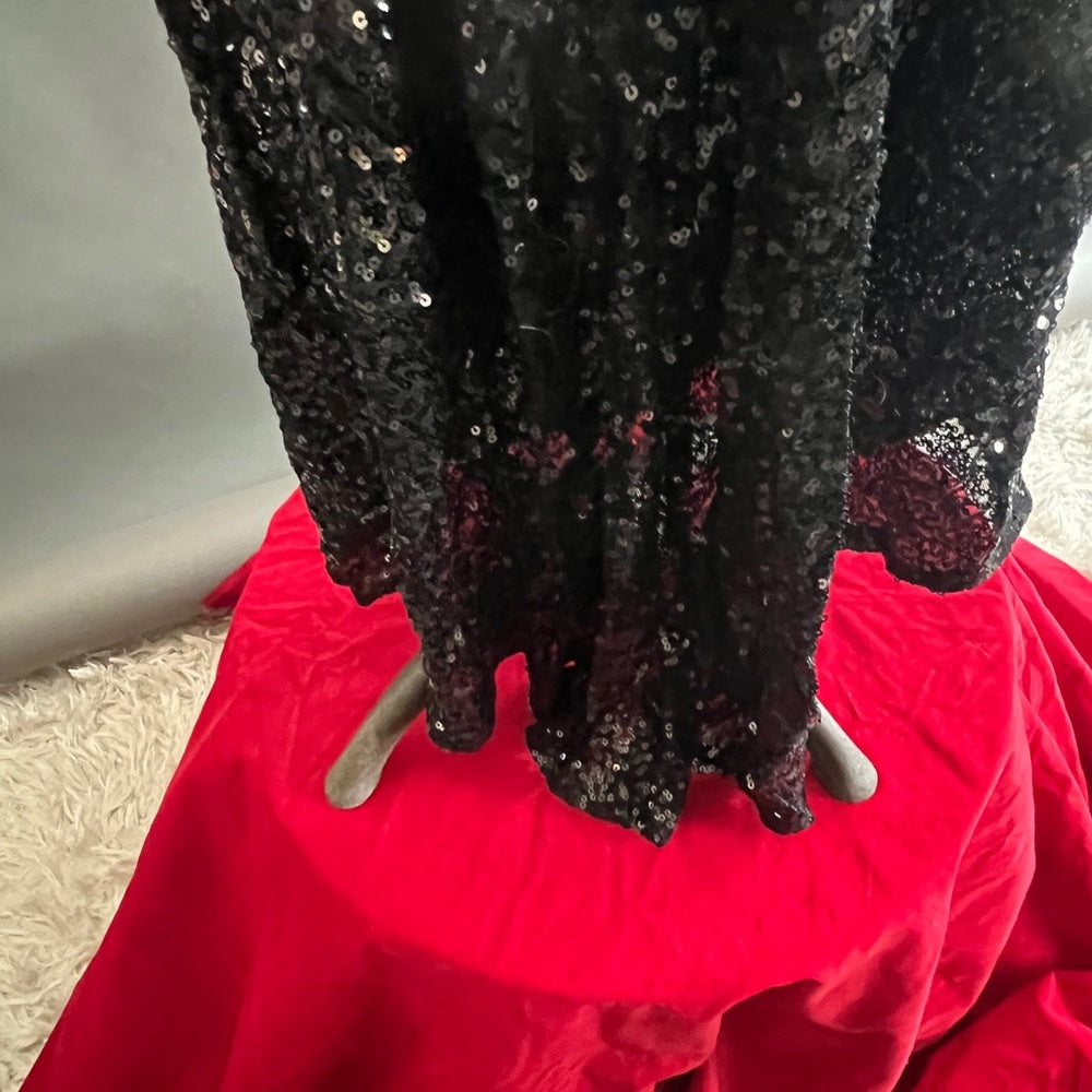 Stunning Black Sequence Gown