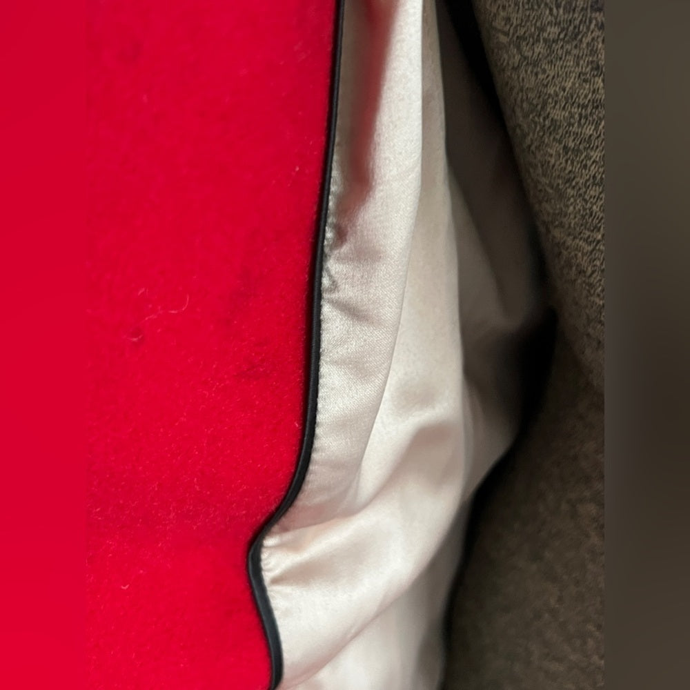 Knock out Red coat