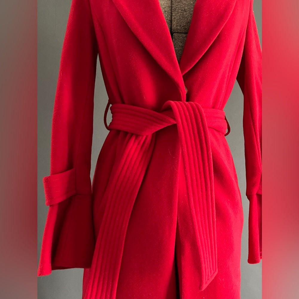 Knock out Red coat