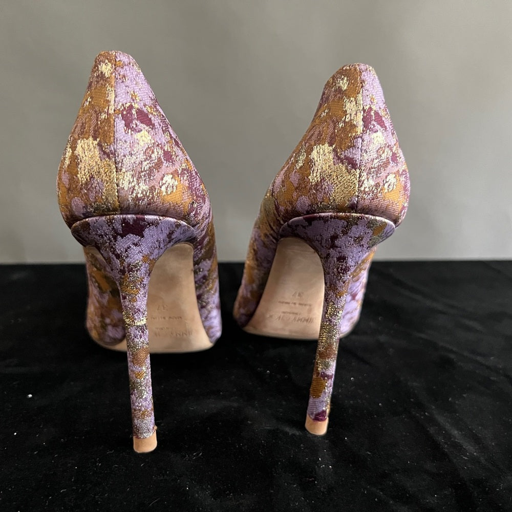 ⭐️🎉HOST PICK 🎉⭐️ Jimmy Choo Stunning Fabric Heel