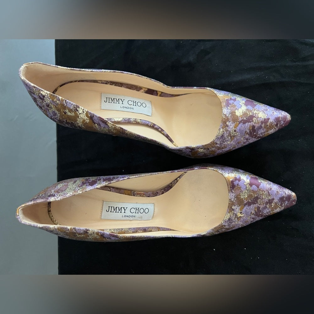 ⭐️🎉HOST PICK 🎉⭐️ Jimmy Choo Stunning Fabric Heel