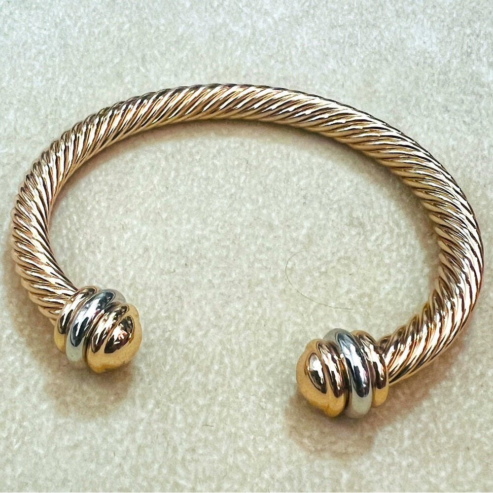 ⭐️🎉HOST PICK 🎉⭐️ Golden Cuff -Twisted Rope Cuff Bracelet