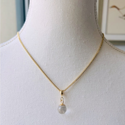 Dainty 18kt Gold Plated Curb Chain with Crystal Quartz
