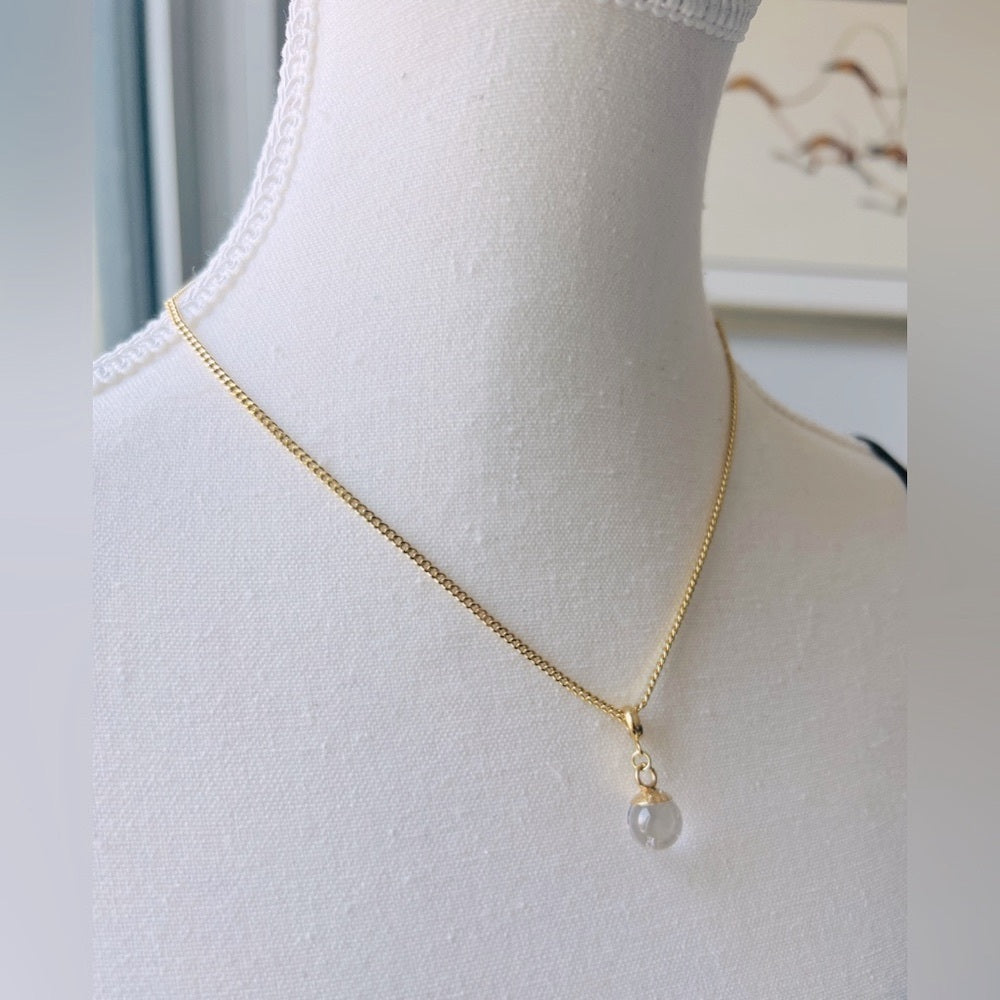 Dainty 18kt Gold Plated Curb Chain with Crystal Quartz