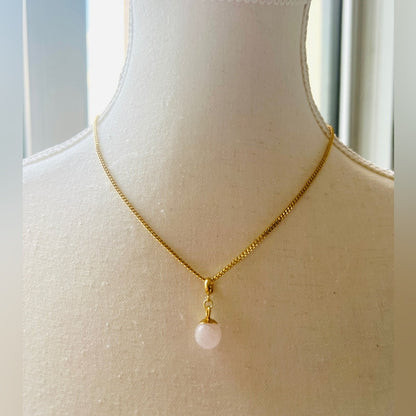 Dainty 18kt Gold Plated Curb Chain with Rose Quartz