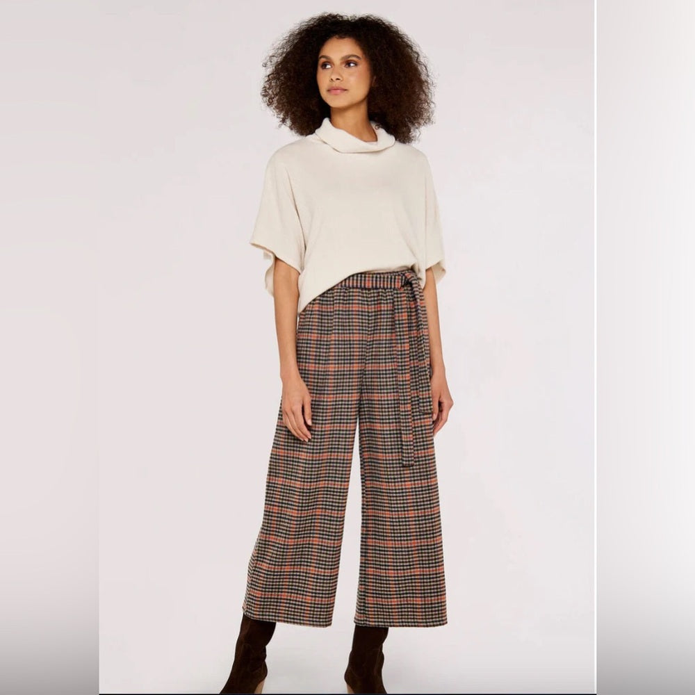 SO ♥️! Apricot - Apricot Roll Neck Soft Rib Cape