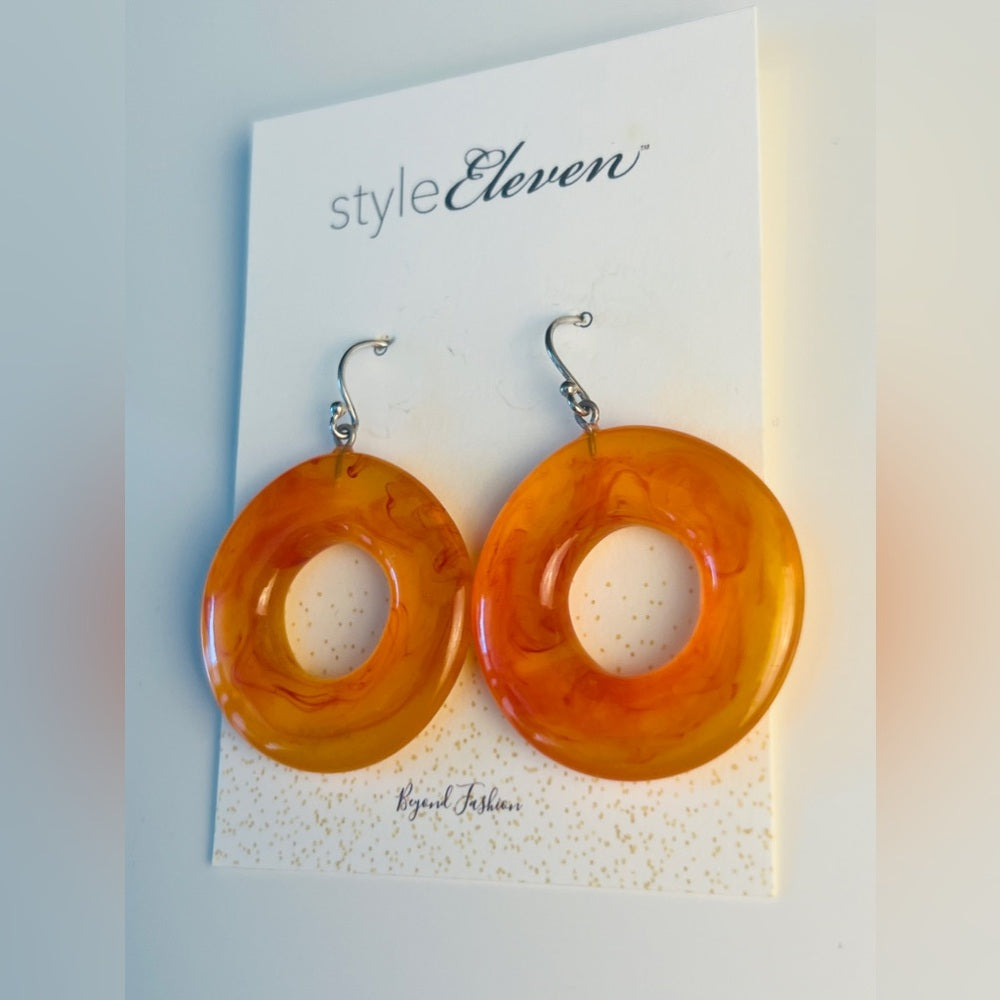 C Orange swirls in Acrylic