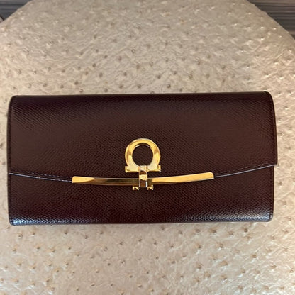 Salvatore Ferragamo Wallet - Lavendar Pebble
