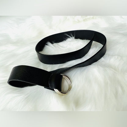 🇨🇦 Brave Leather Collection - Black with Silver hoops