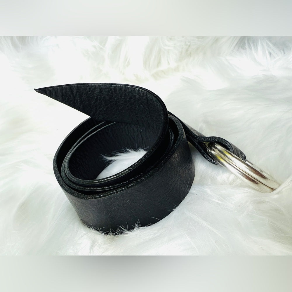 🇨🇦 Brave Leather Collection - Black with Silver hoops