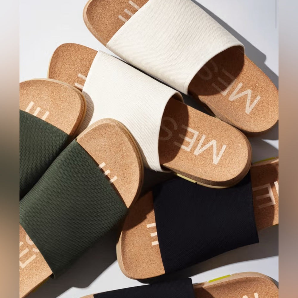 💌 MESSAGE - 🚨Brand Notification 🚨 Like a hug for your feet (OPRAH & PALTROW)