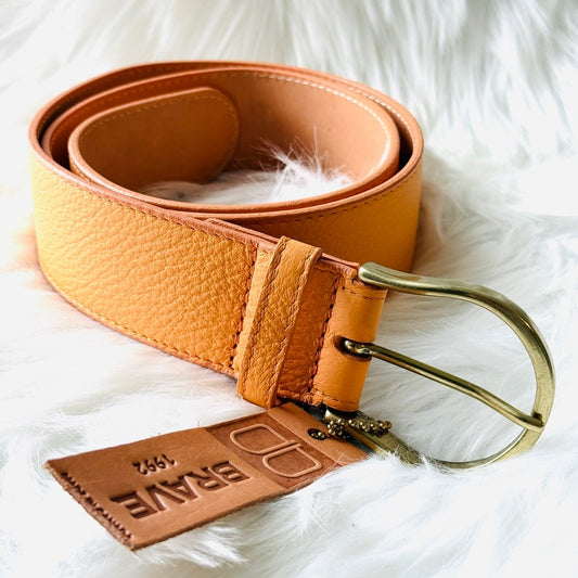 L🇨🇦 Brave Leather Collection - Bright Camel horse bit buckle