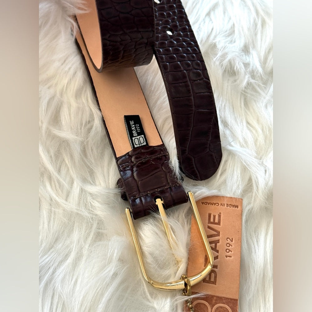 🇨🇦 Brave Leather Collection - Wine Color Croc Leather and Gold Buckle
