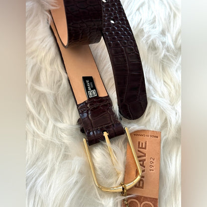 🇨🇦 Brave Leather Collection - Wine Color Croc Leather and Gold Buckle
