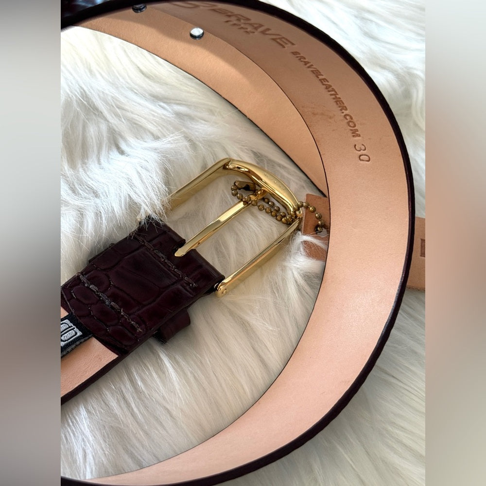 🇨🇦 Brave Leather Collection - Wine Color Croc Leather and Gold Buckle