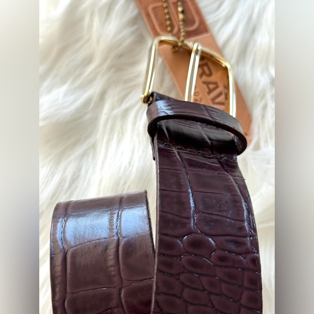 🇨🇦 Brave Leather Collection - Wine Color Croc Leather and Gold Buckle