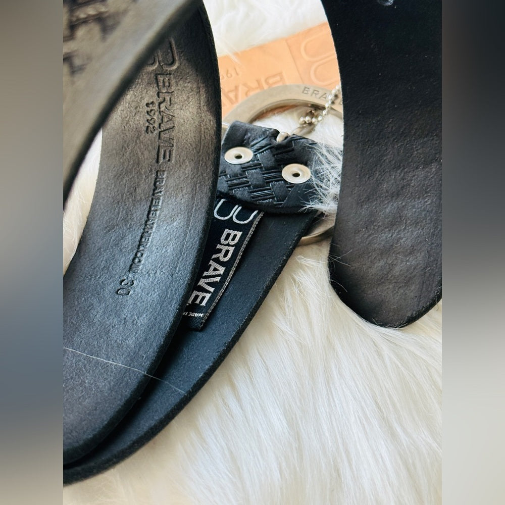 🇨🇦 Brave Leather Collection - WILONA Black etched Leather with Silver …