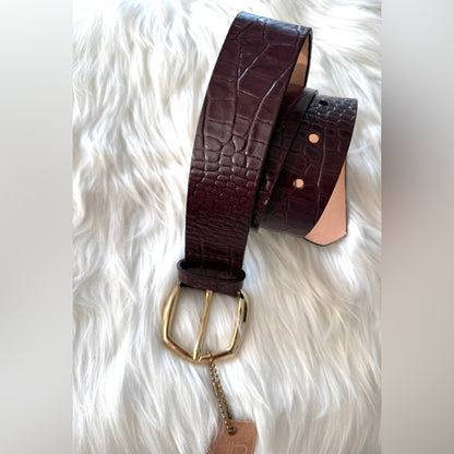 🇨🇦 Brave Leather Collection - HIMA Wine Croc Leather with Gold