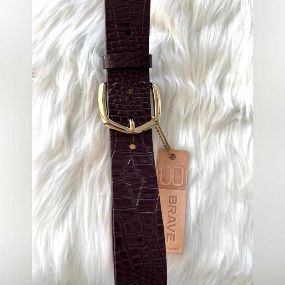🇨🇦 Brave Leather Collection - HIMA Wine Croc Leather with Gold