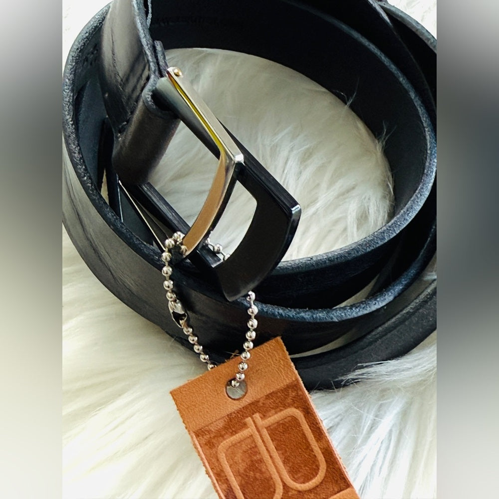 🇨🇦 Brave Leather Collection - FAULO - Black Leather - Silver & Black