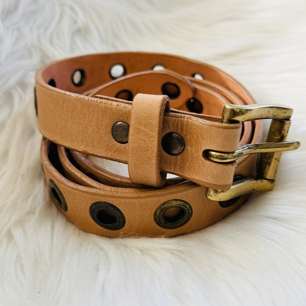 🇨🇦 Brave Leather Collection - NUDE Grommets Antique Gold