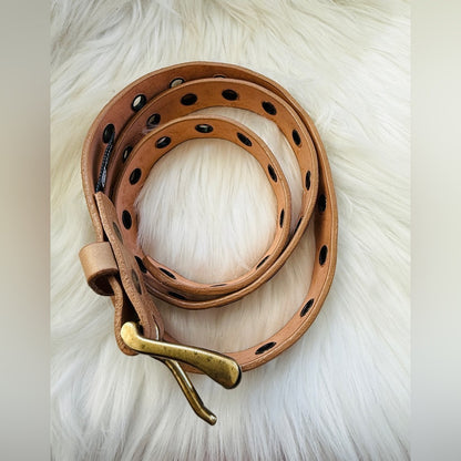 🇨🇦 Brave Leather Collection - NUDE Grommets Antique Gold