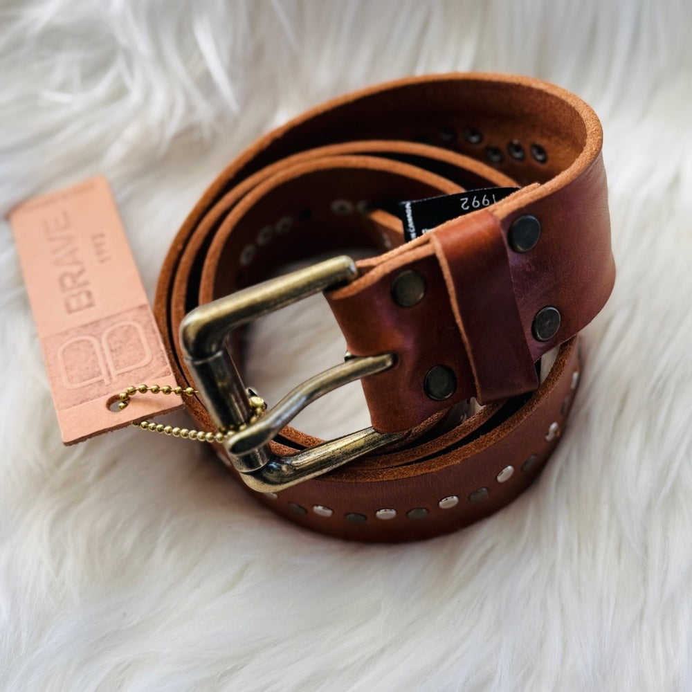 🇨🇦 Brave Leather Collection - JAAK Brown Studded Wave