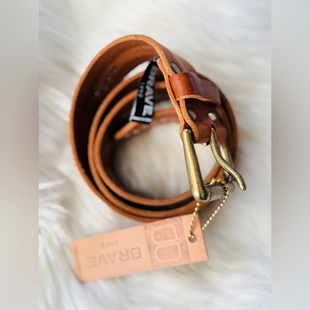 🇨🇦 Brave Leather Collection - JAAK Brown Studded Wave