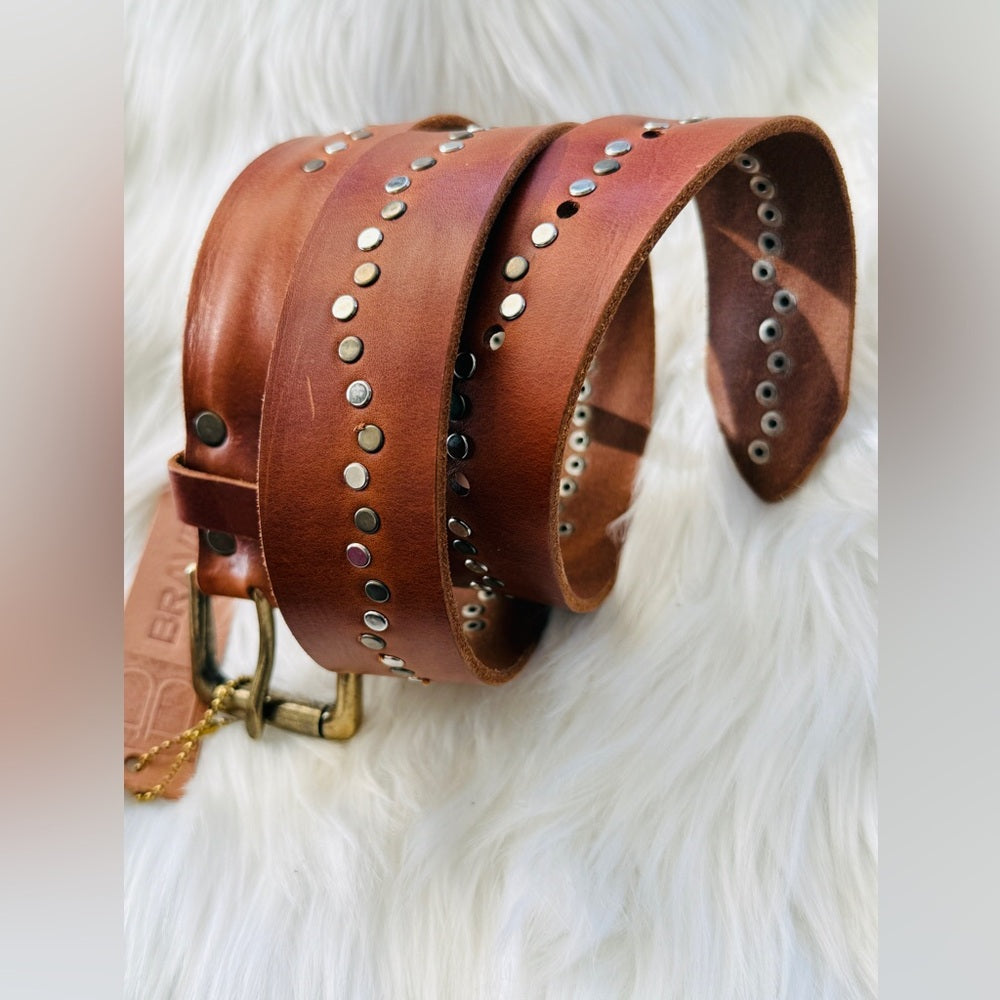 🇨🇦 Brave Leather Collection - JAAK Brown Studded Wave