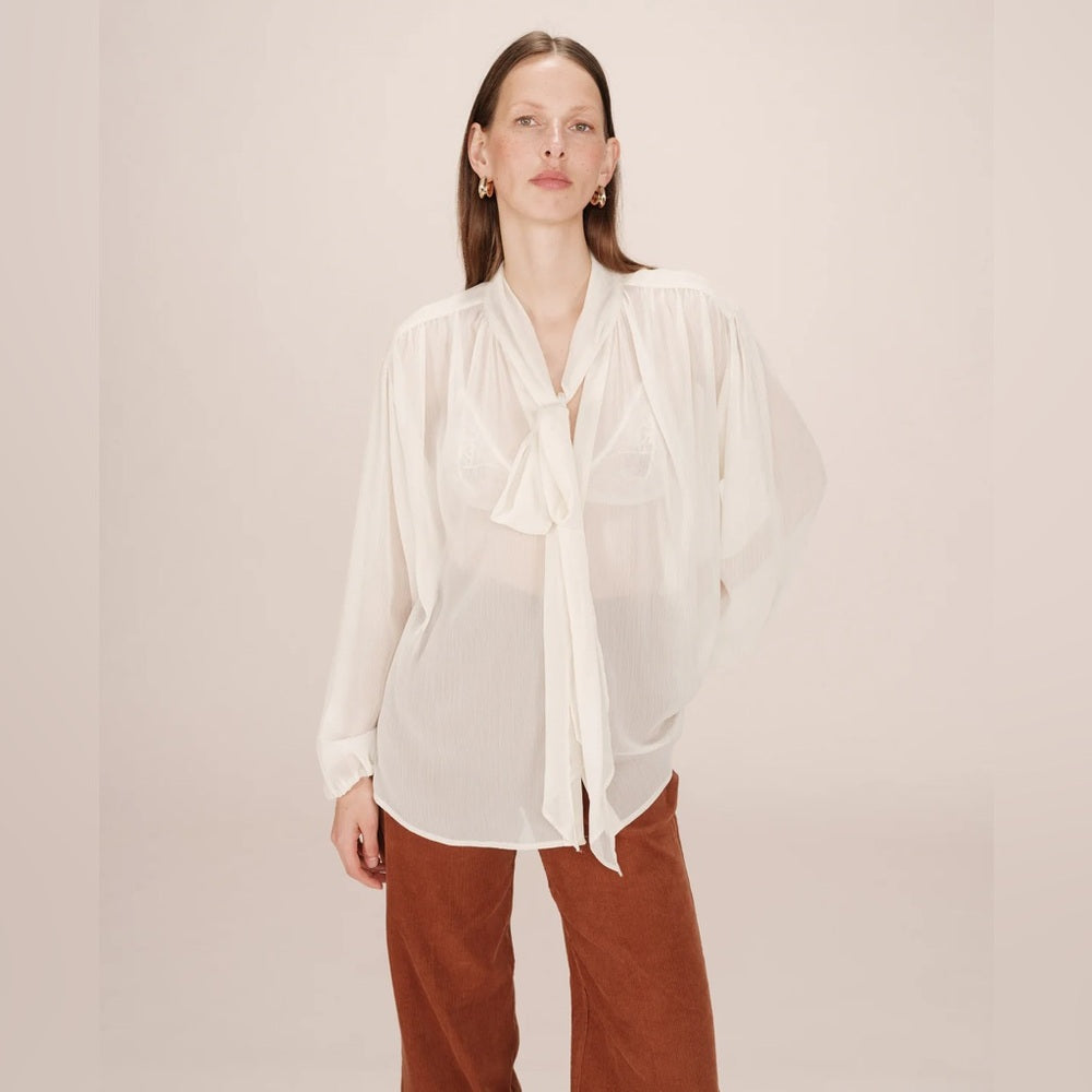 TIE-NECK BLOUSE ECRU
SPLENDIDE