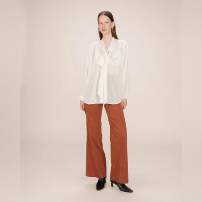 TIE-NECK BLOUSE ECRU
SPLENDIDE