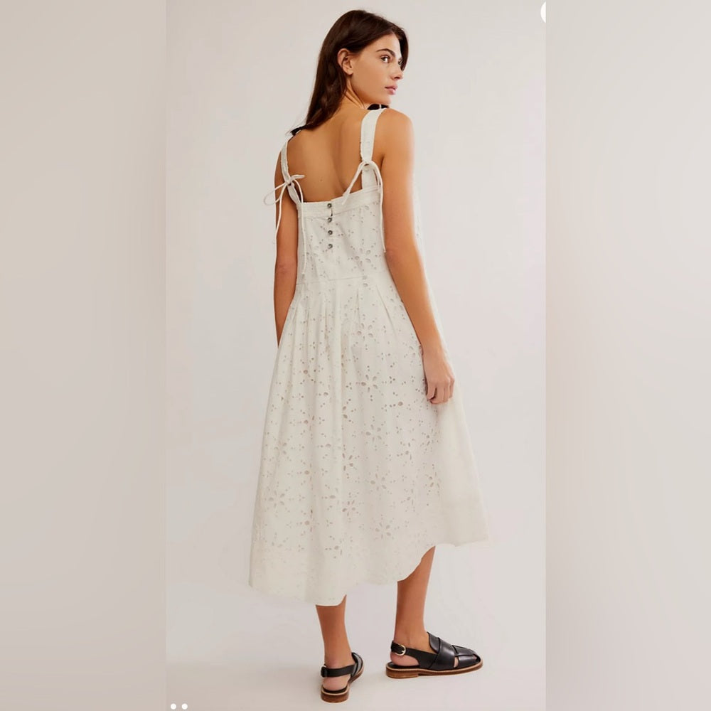 FREE PEOPLE 🕊️- Primavera Eyelet Midi
