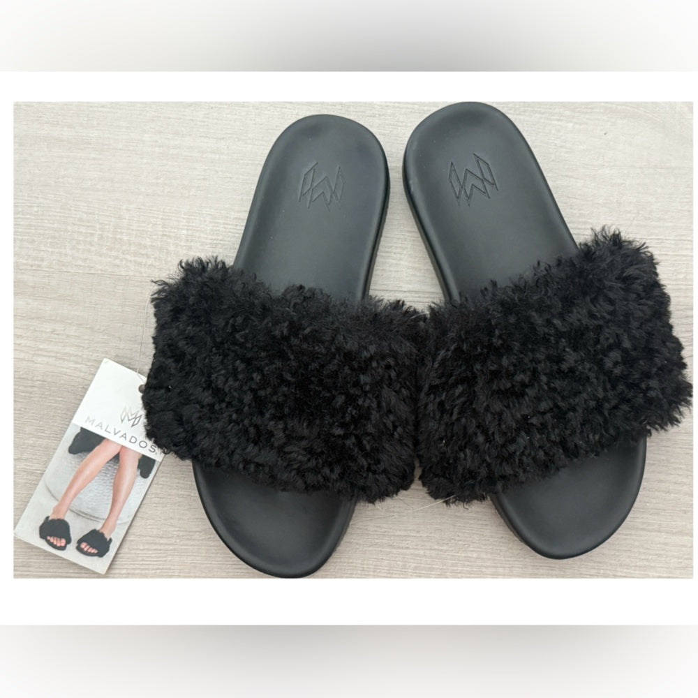 Malvados Women's Sky Blue fur Slippers