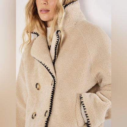 🚨 APRICOT Notification 🚨 - Euro Fashions ✨ Unlisted