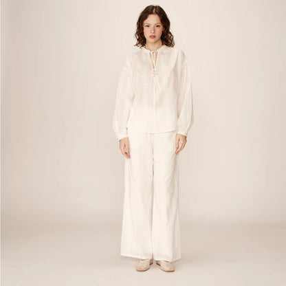 Grace & Mila - EMBROIDERED COLLAR
BLOUSE ECRU PERSIA