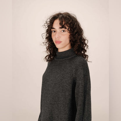 Grace & Mila - SHORT SWEATER DRESS
ANTHRACITE SANDRINE