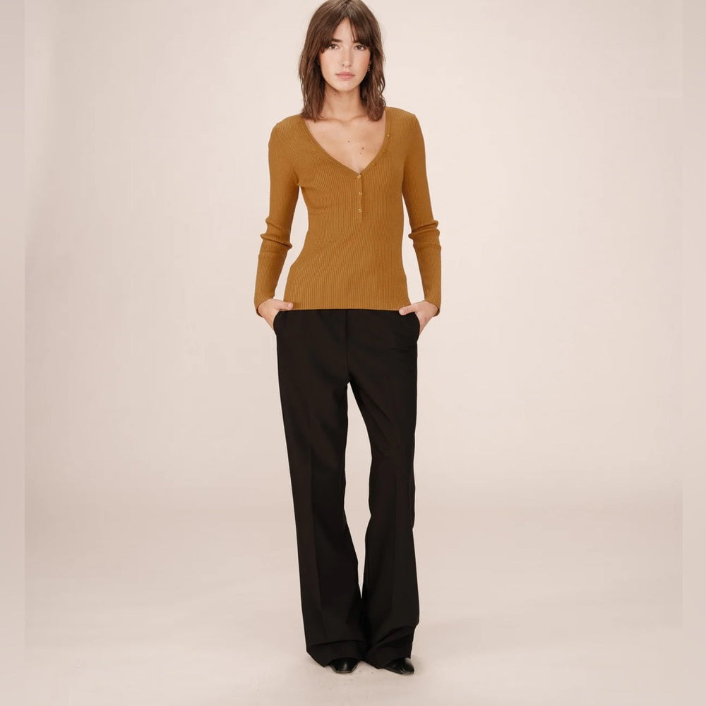 Grace & Mila - FINE KNIT SWEATER OCHER
SATURNIN