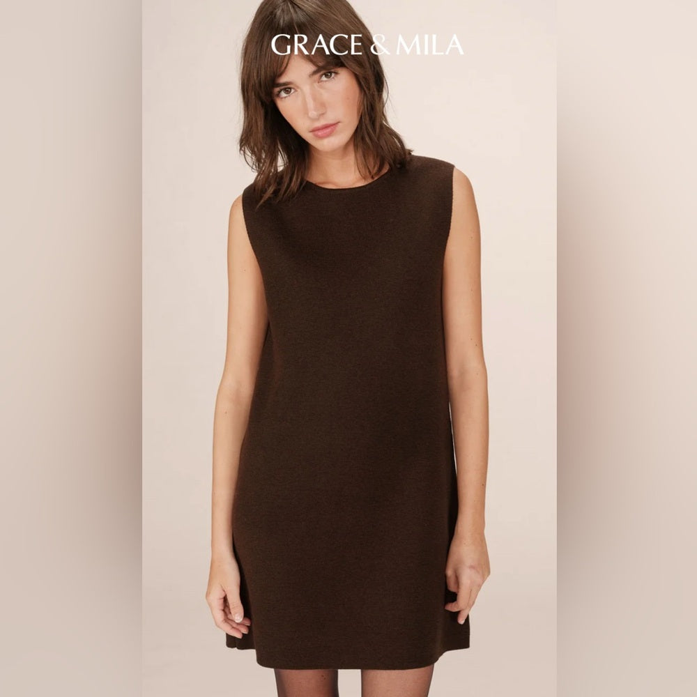 Grace & Mila - SHORT TAILORED DRESS
CHOCOLATE SARAH