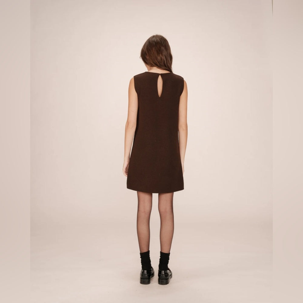Grace & Mila - SHORT TAILORED DRESS
CHOCOLATE SARAH
