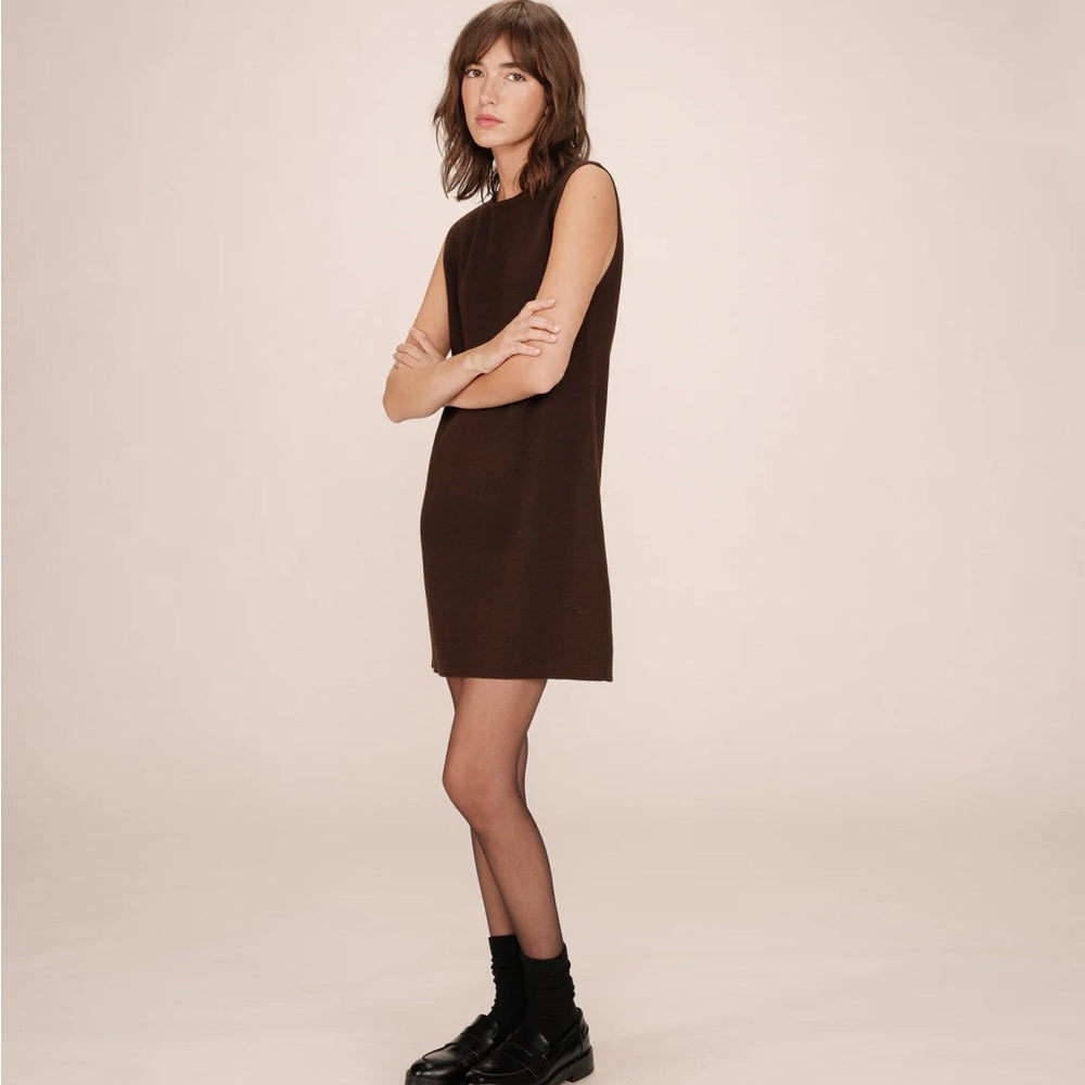 Grace & Mila - SHORT TAILORED DRESS
CHOCOLATE SARAH