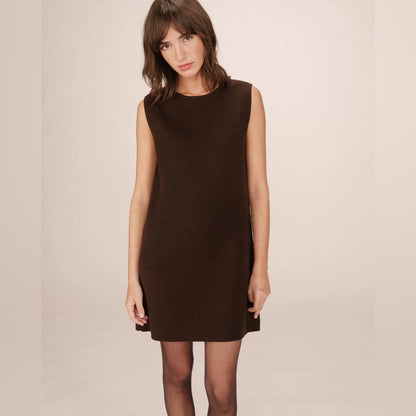 Grace & Mila - SHORT TAILORED DRESS
CHOCOLATE SARAH